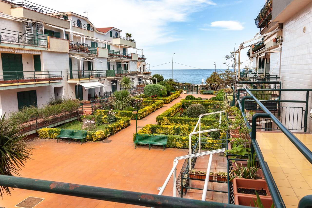 Stella Marina Apartment Mascali Bagian luar foto