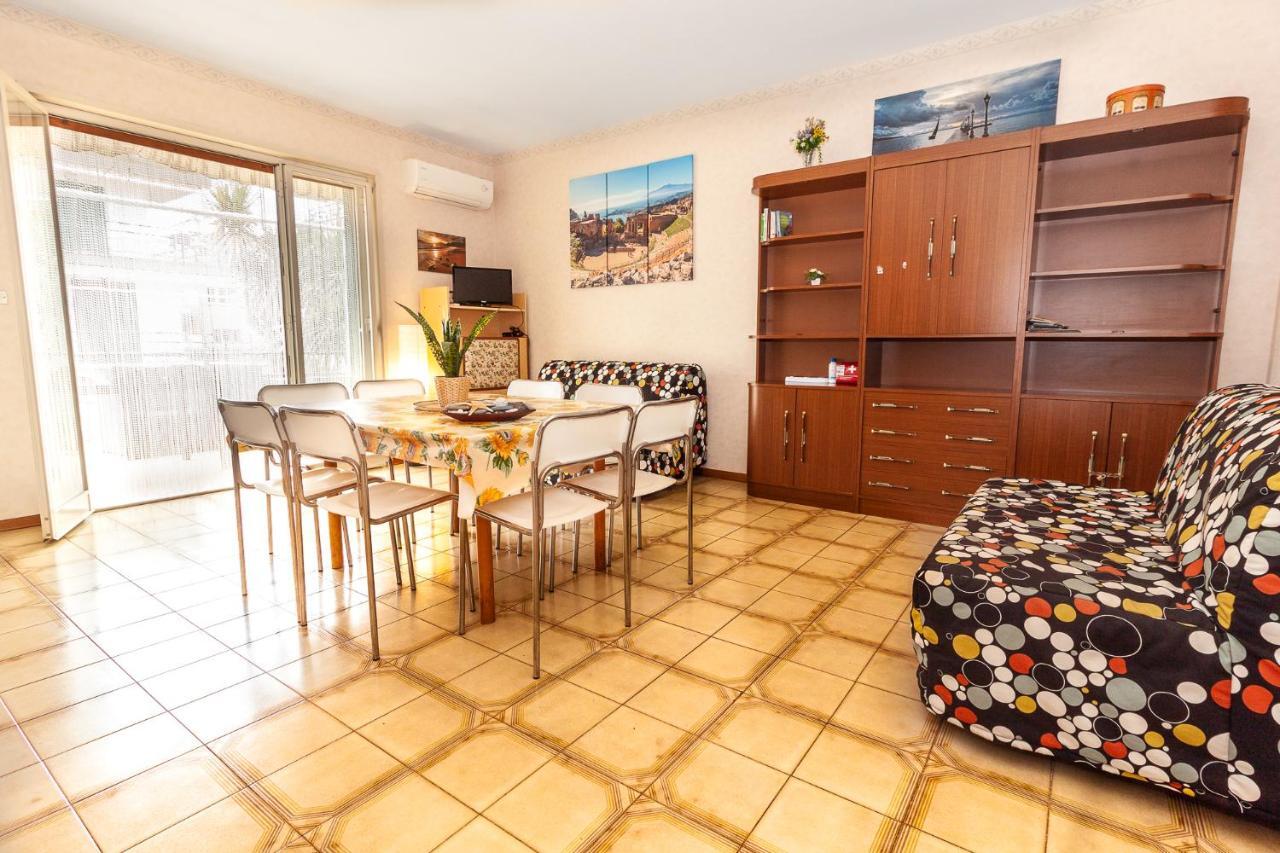 Stella Marina Apartment Mascali Bagian luar foto